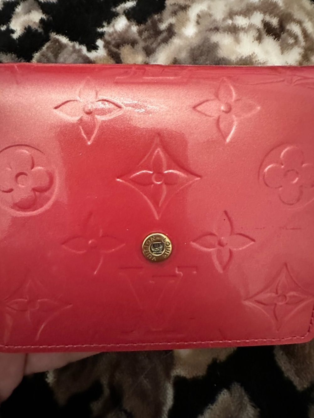 Louis Vuitton Glossy hot Pink Vernis Small Wallet - Picture 10 of 12